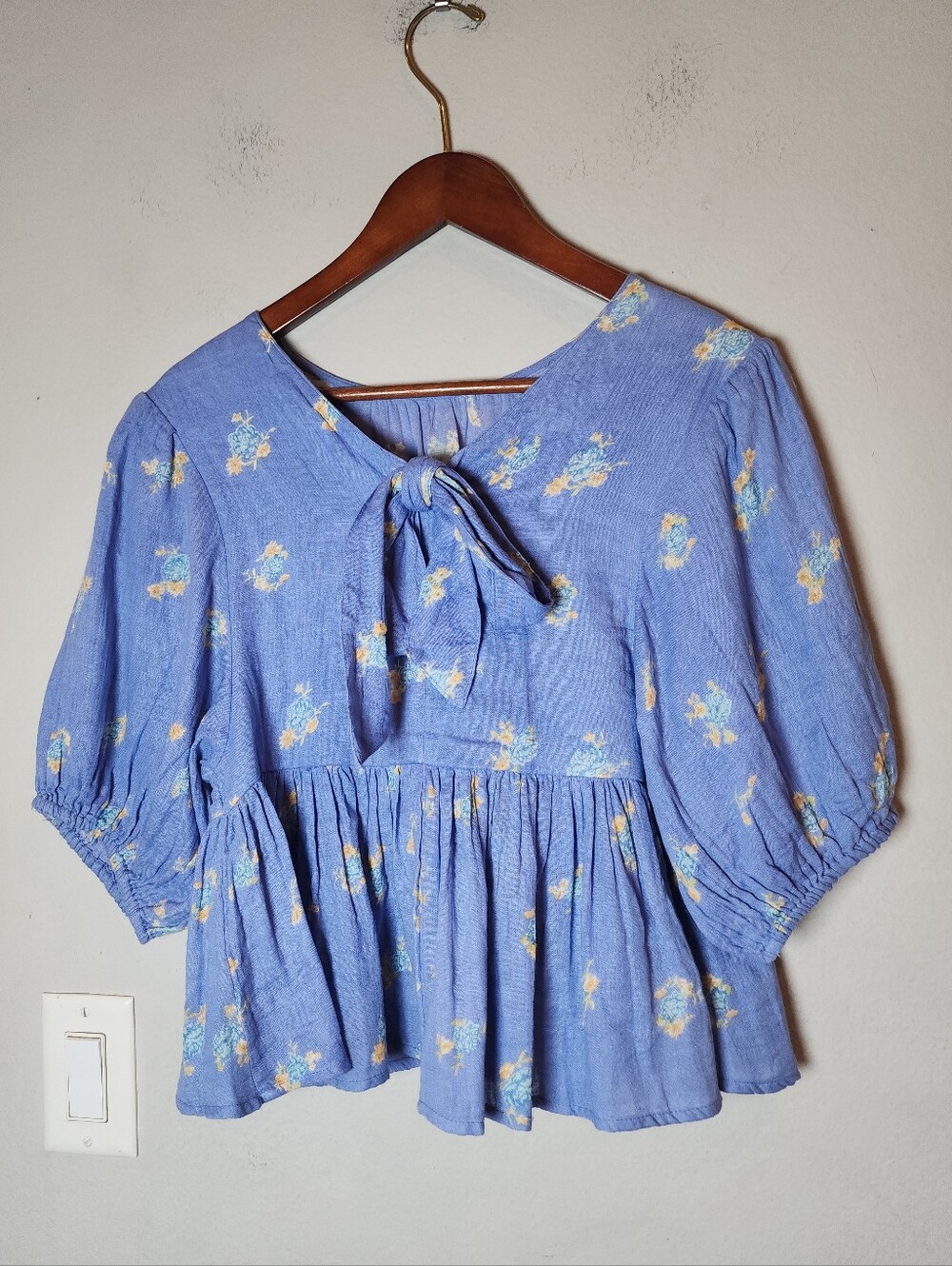 100% Cotton Gauze Bow-Back Puff Sleeve Peplum Crop Top Blue Yellow Floral Small
